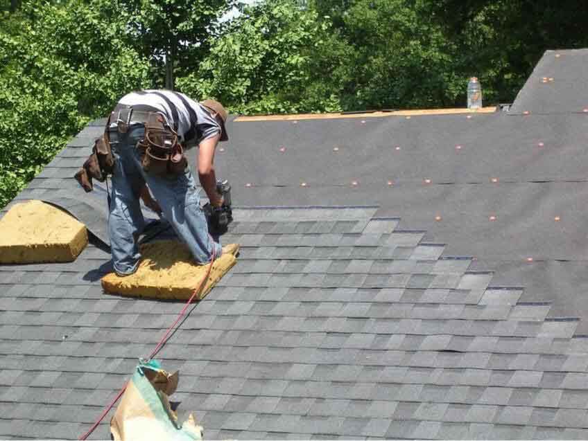 Refugios Roofing & Siding LLC